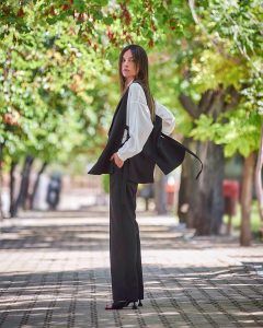 Innocent Παντελόνα κρεπ Black